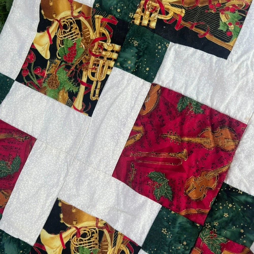 Vintage christmas quilt